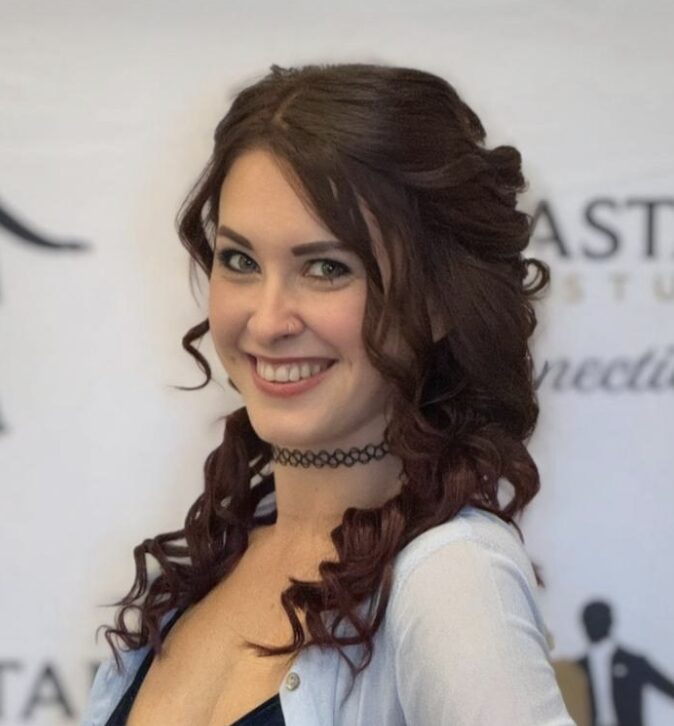 Becky Headshot